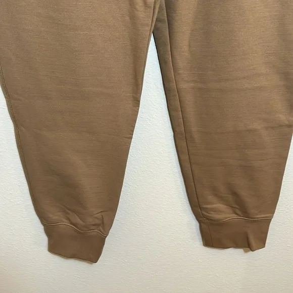 NWT The North Face Utility Brown Sweatpants Joggers - Picture 5 of 13